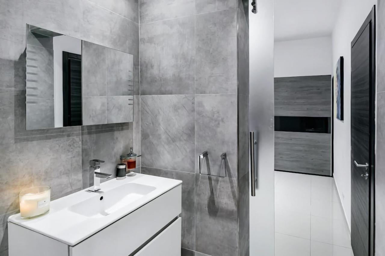 Award Winning Apartment St Julians Saint Julian's 外观 照片