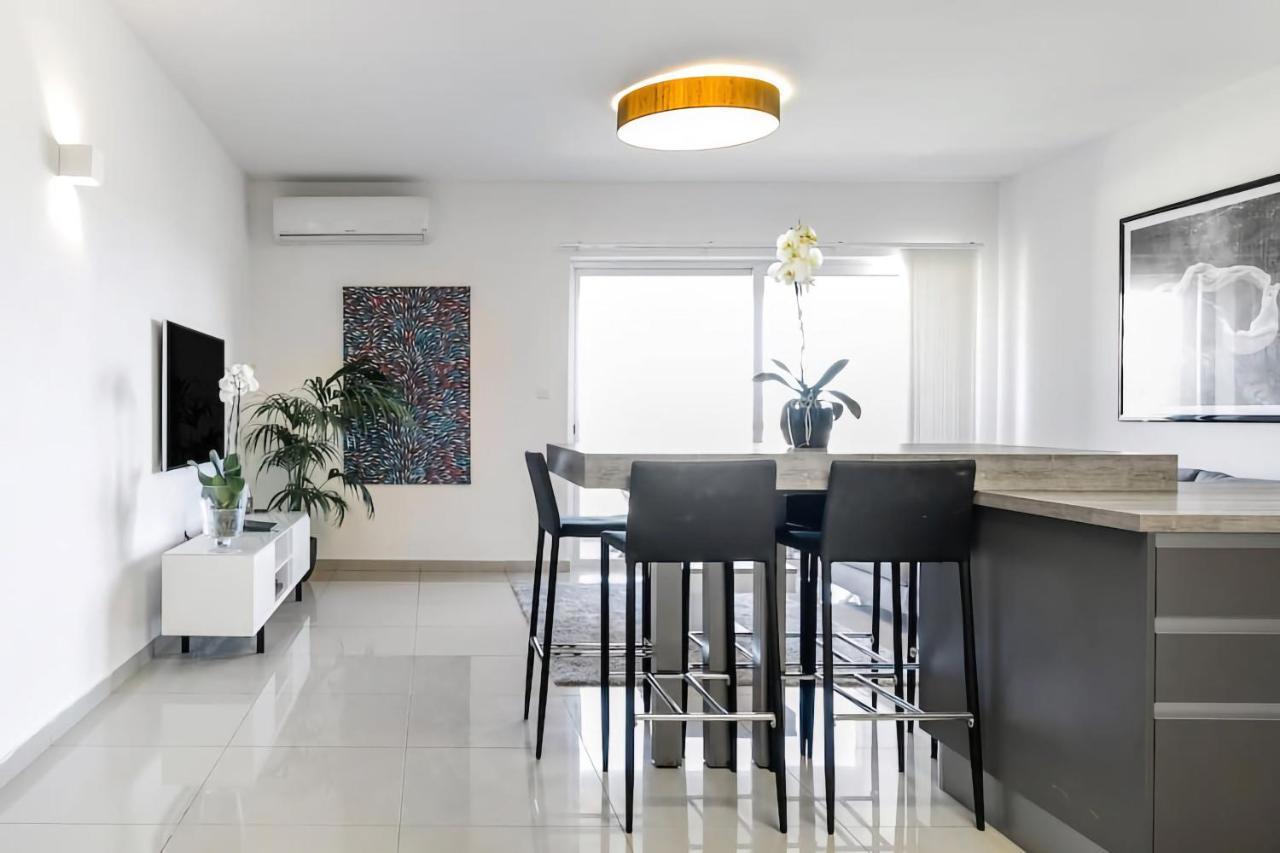 Award Winning Apartment St Julians Saint Julian's 外观 照片